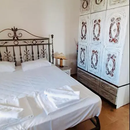 Complex Monastery 1 -marina Dinevi -saint Apartment